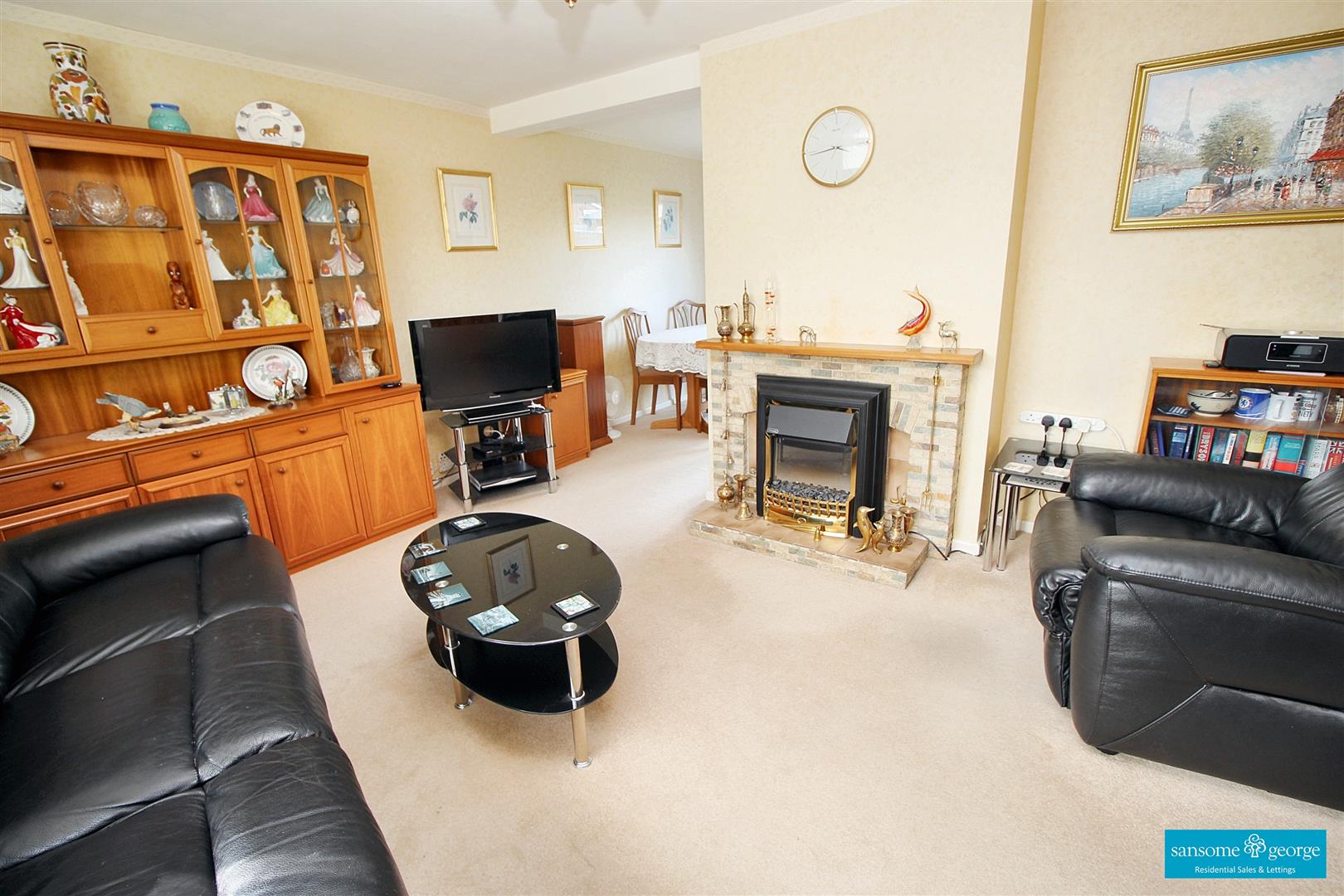 Warborough Avenue, Tilehurst, Reading